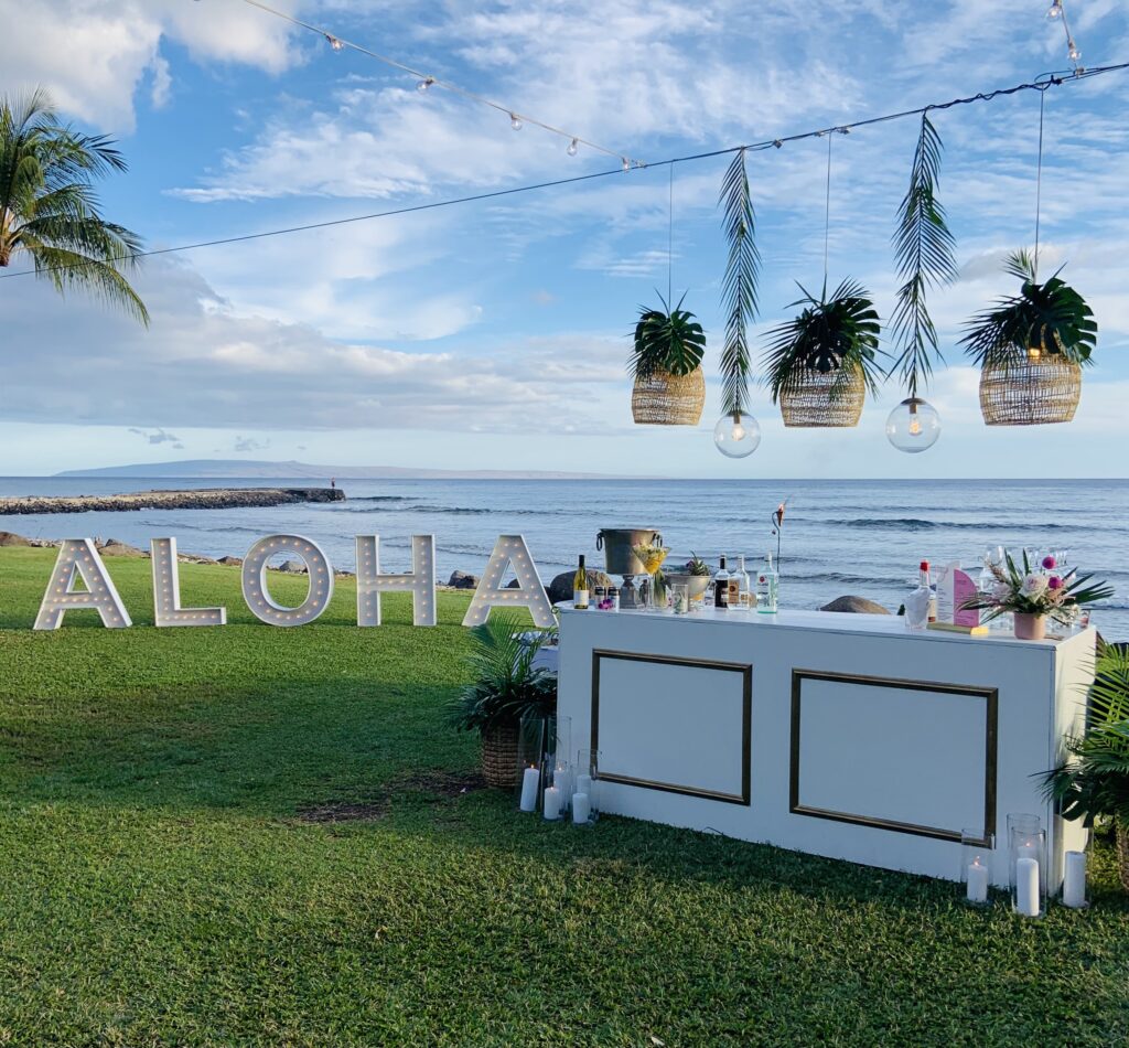 Aloha sign in Olu Maui Bar